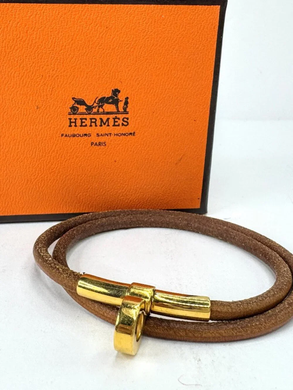 Vintage Hermès Glenan Double Tour Brown Leather Gold Toggle Bracelet Box GS876
